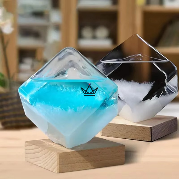 Kristallen kubus-barometer van glas op houten voet - VORST