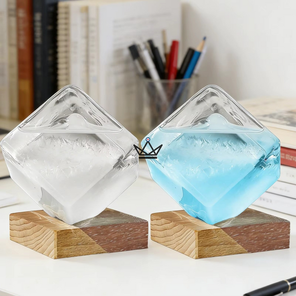 Kristallen kubus-barometer van glas op houten voet - VORST