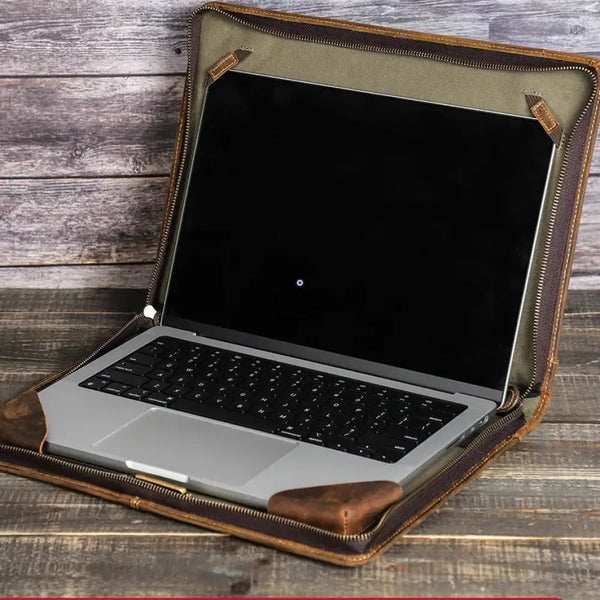 Aanpasbare lederen MacBook-hoes 13"-16" - CODEX Voyager