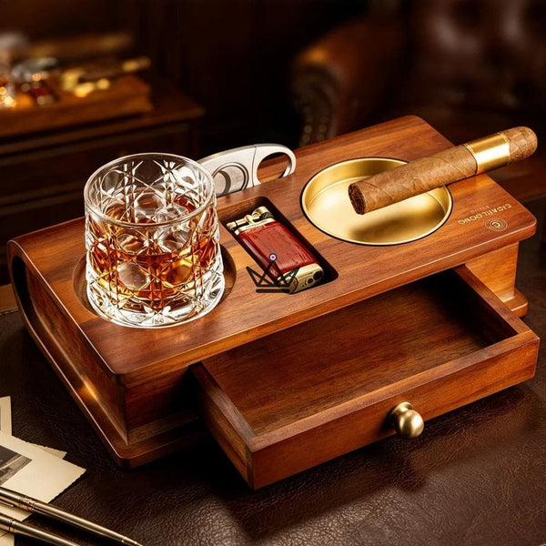 Massief houten sigarenasbak met whiskyhouder en lade - Whisky Butler