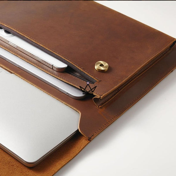 Leather case for MacBook Air 11" - PRESTON