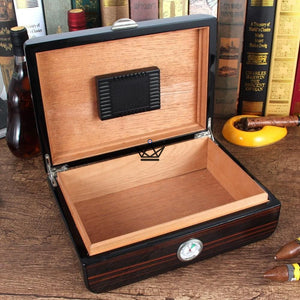 Cave à cigares RETRO 60' Deluxe — placage ébène, cèdre intérieur, bords arrondis vintage, 40 cigares - [] - Cave à cigare Out - Cadeau, Noël, Anniversaire, Original, Fête des pères, fête des mères - Atelier Atypique